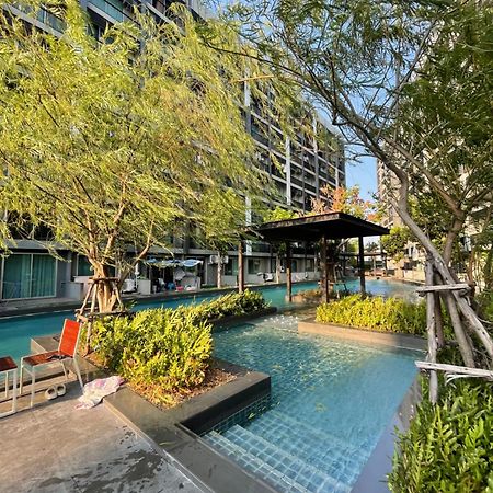 Luxury Condominium Sukhumvit 77 Bangkok Exterior foto
